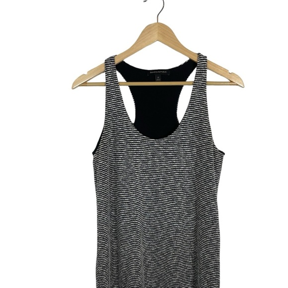 Banana Republic Textured Striped Racerback Patio Dress in Grey Size M - Picture 7 of 15